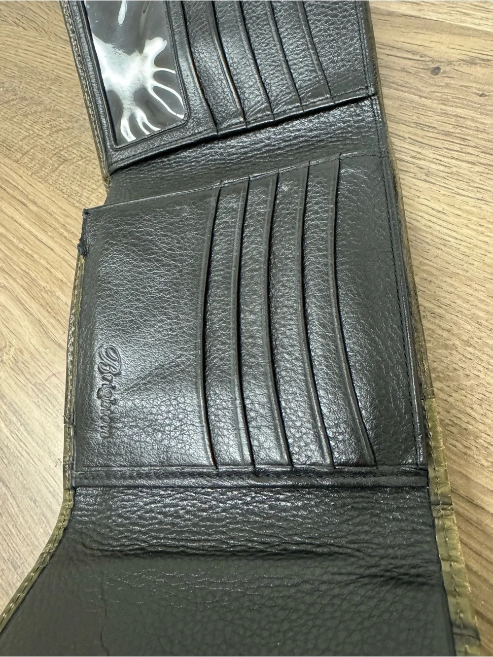 Vintage Brighton Olive Green Croc-Embossed Wallet with Silver Accent